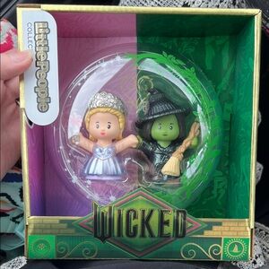 NIB Wicked Little People set